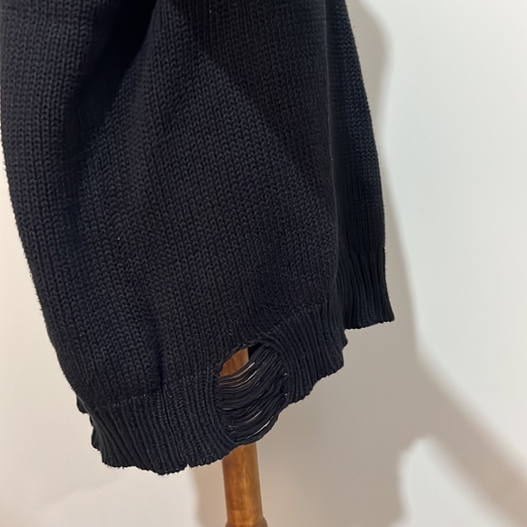 The People Vs. black sweater sz M - Picture 11 of 14